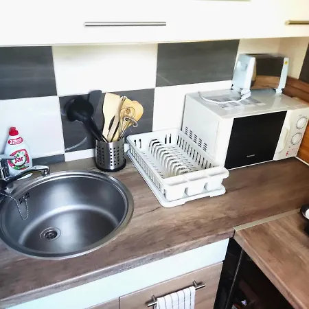Orfui Kishaz Apartment