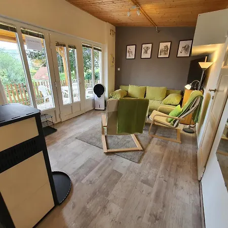Orfui Kishaz Apartment